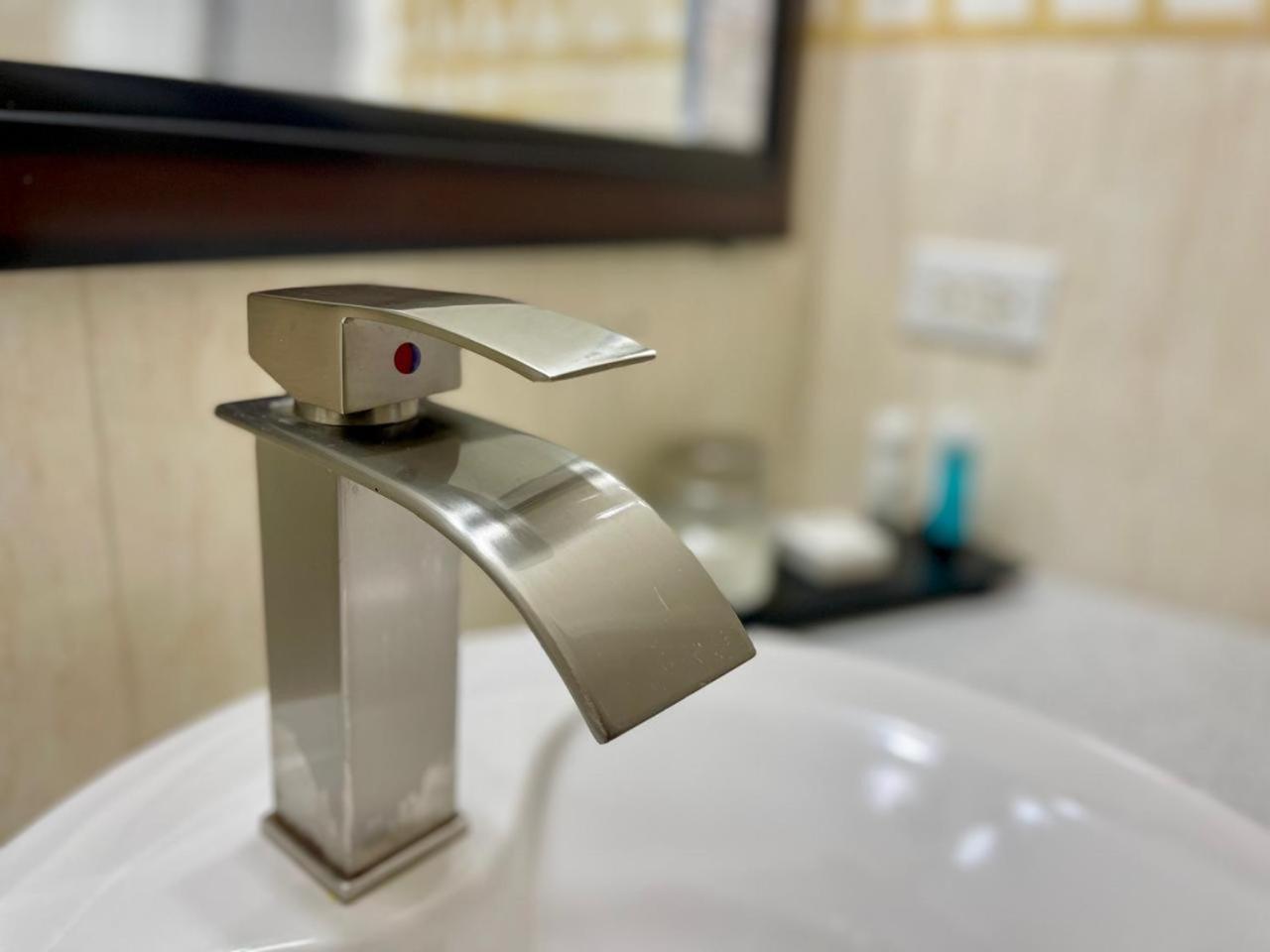 Baker'S Suites Simpson Bay Ngoại thất bức ảnh